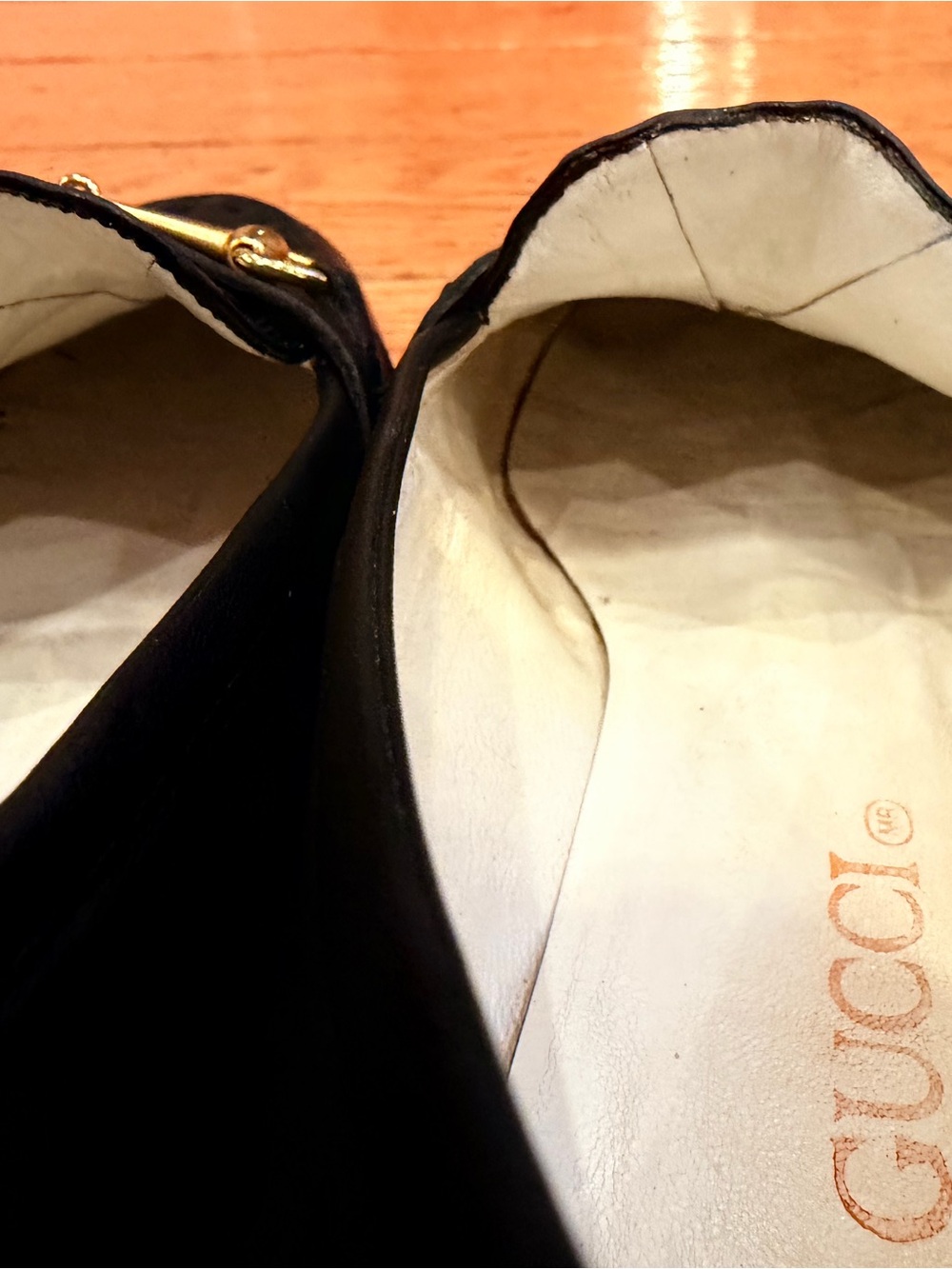 1980s Vintage Gucci Black Leather Horsebit Loafers - Picture 7 of 11